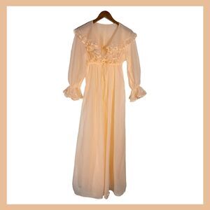 Vintage Pandora Lingerie Sheer Chiffon Nylon Robe Peach Ruffle Trim Size M